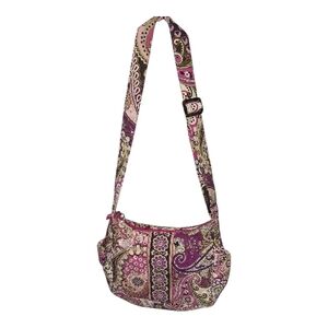 🔥Vera Bradley🔥Paisley Crossbody Bag - Purple and Cream Includes Bag Charm.